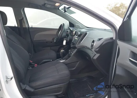 2015 Chevrolet Sonic Lt Auto из США, поврежденный, VIN 1G1JC6SHXF4180339